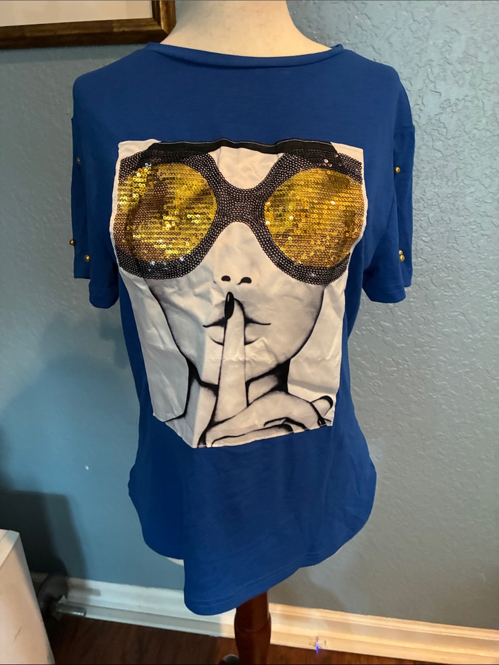 Blue Graphic Tee with Gold Sequin Sunglasses